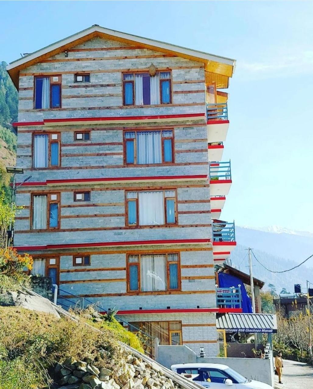 Hotel Himachal Heights Manāli Buitenkant foto