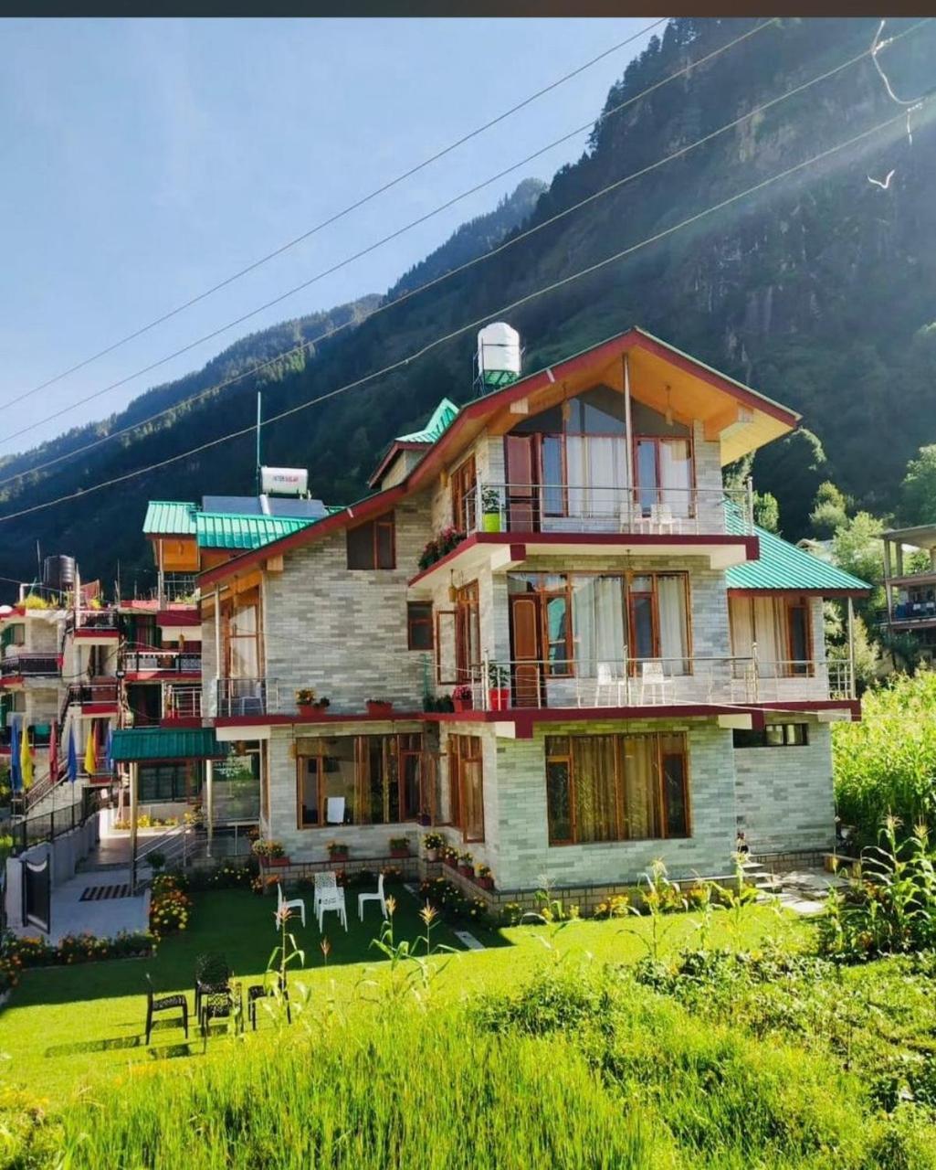 Hotel Himachal Heights Manāli Buitenkant foto